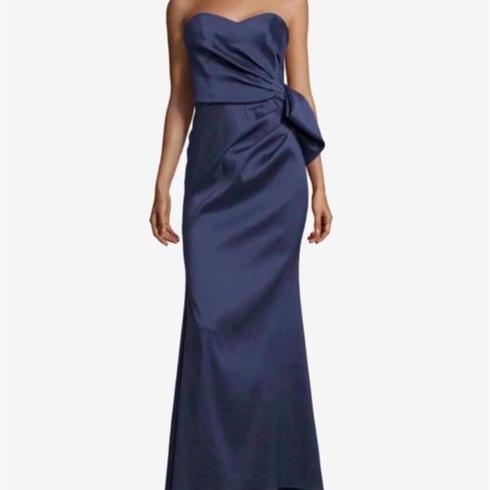 Stunning Brand New w/ Tags Strapless Midnight Blue Long Gown
